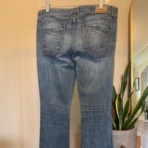 Low rise guess jeans